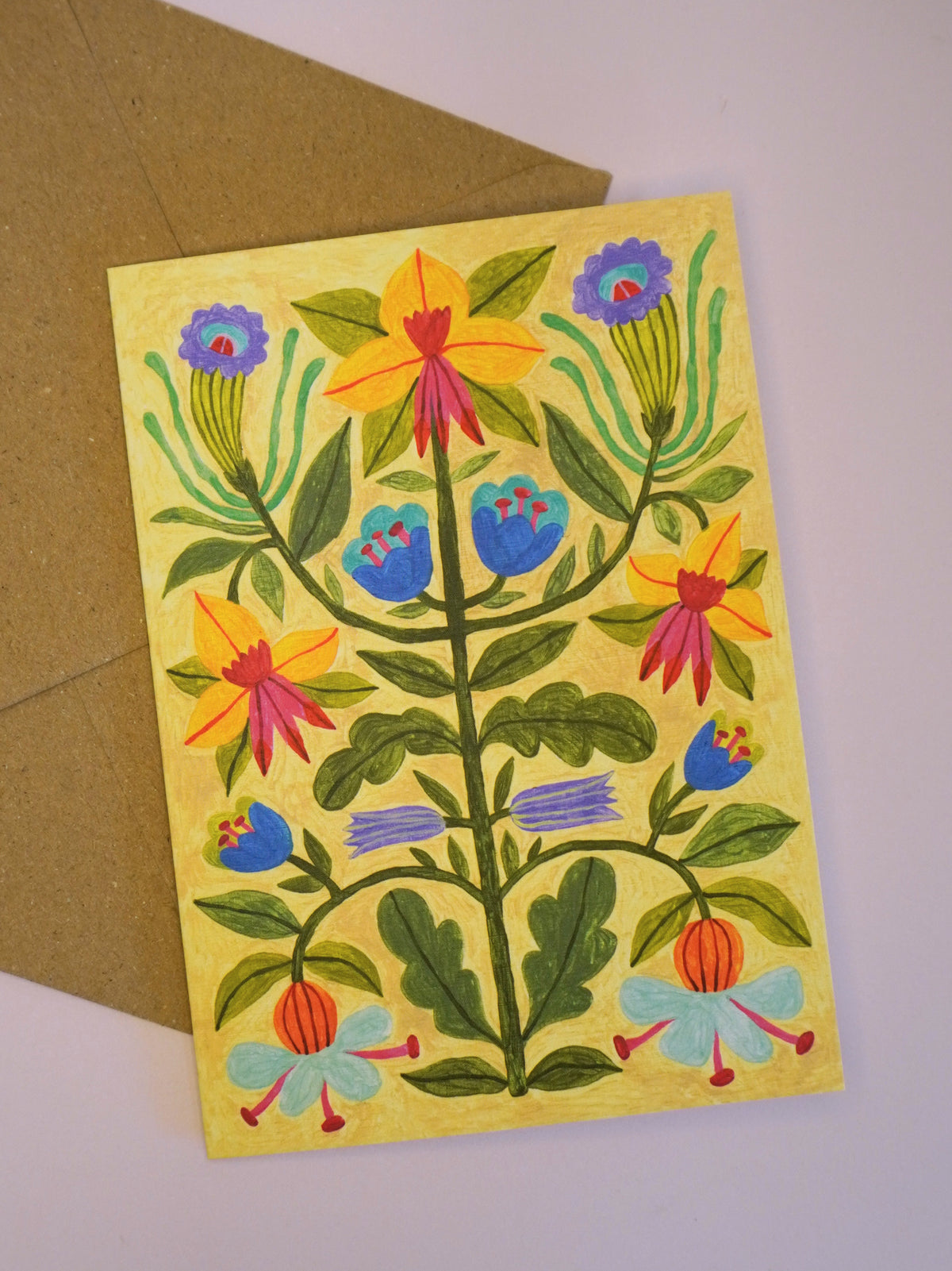 cream floral arrangement - greeting card