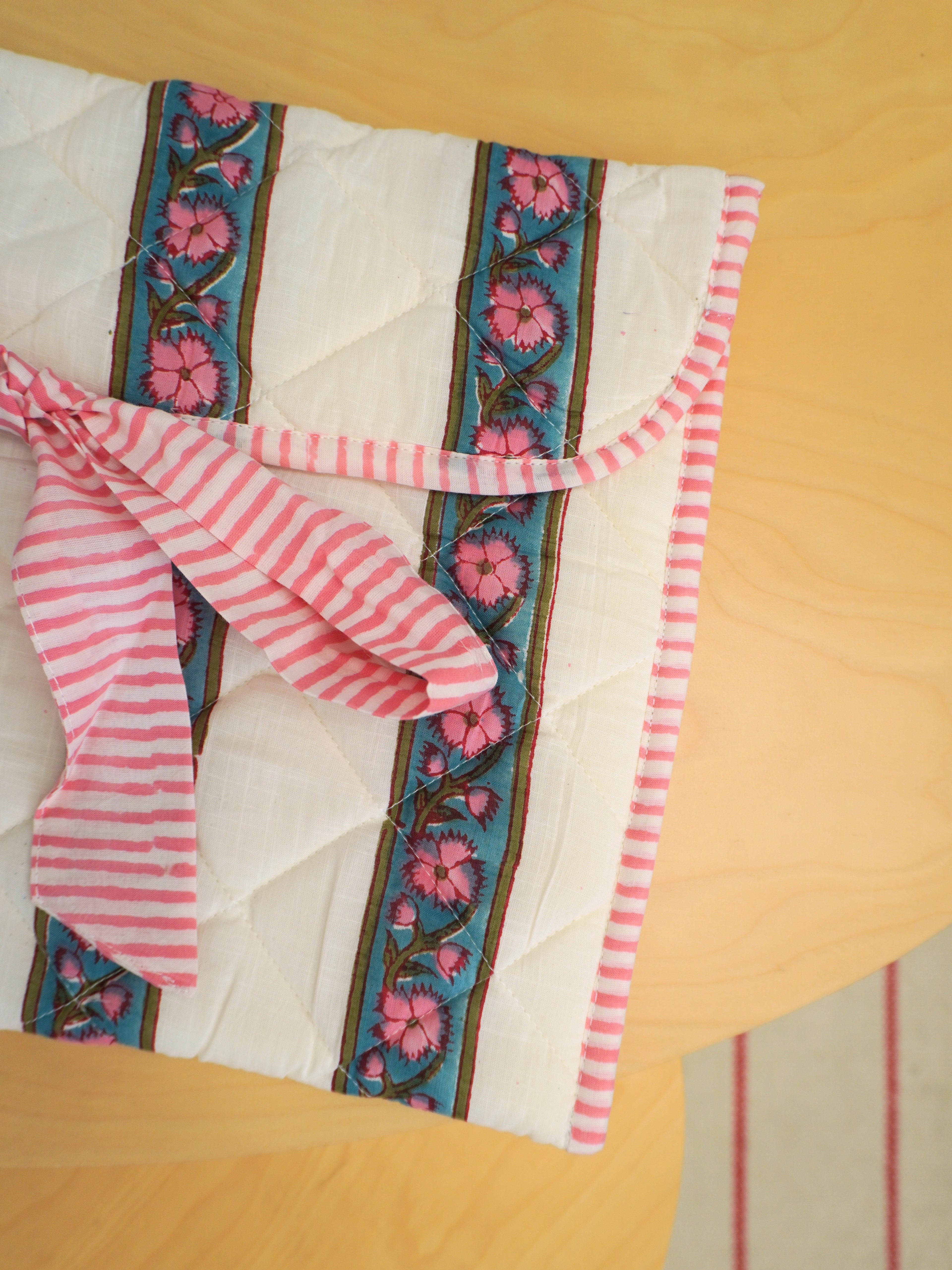 padded laptop sleeve - pink stripe floral